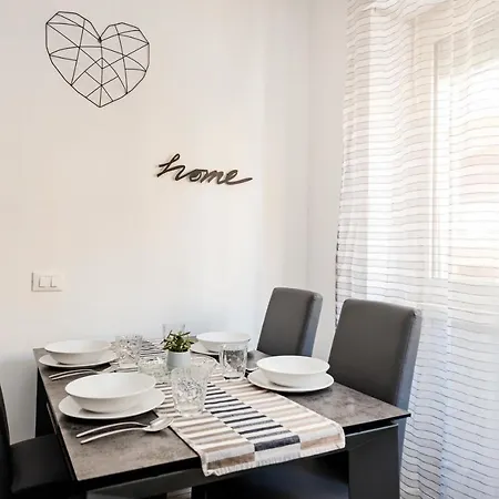 Easystayrome Modern Free Wifi Metro